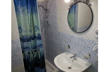 Italia Privát Bari, Exteriorul